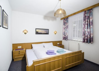 ferienwohnung für 1 bis 2 personen in galtür schlafzimmer
